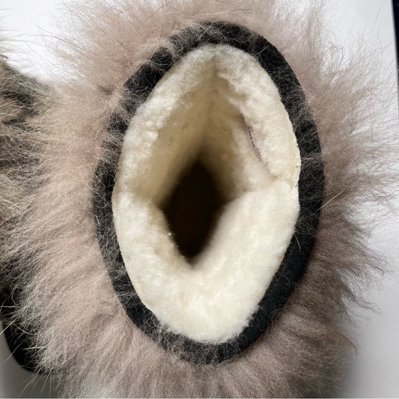 MARTINE ET BONAL Woman's Suede/Fur Sheepskin Lined Boots Size Large (W 8.5) - Picture 6 of 16